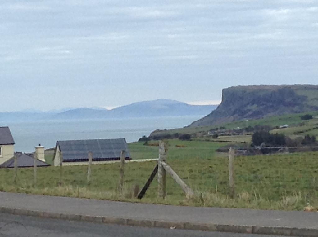 Corratavey Guest Accommodation Ballycastle Kültér fotó